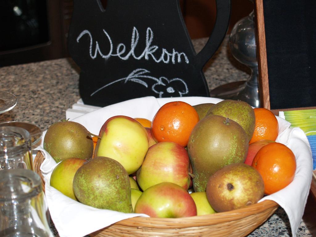 Hotel Lemmenhof Ell Rom bilde